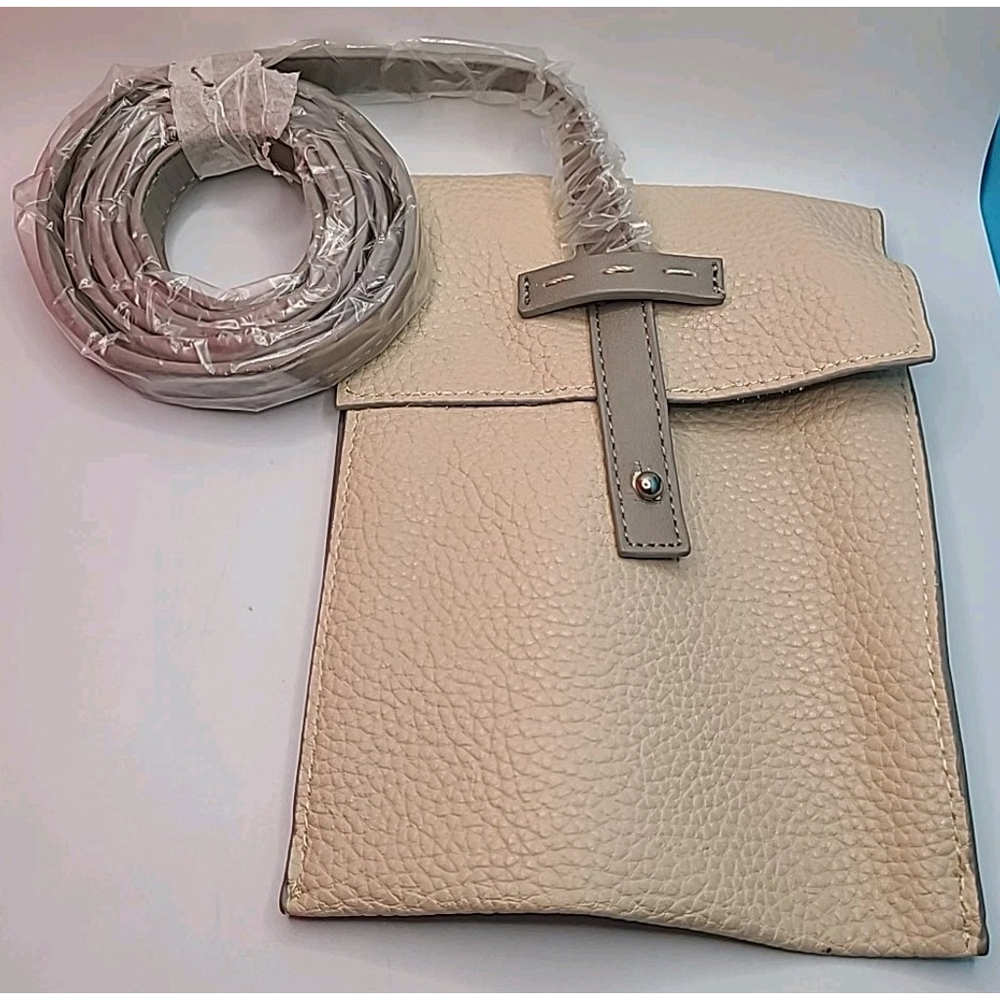 Mary Kay City Modern Collection Shoulder Crossbody Bag Purse Pouch Creme Beige